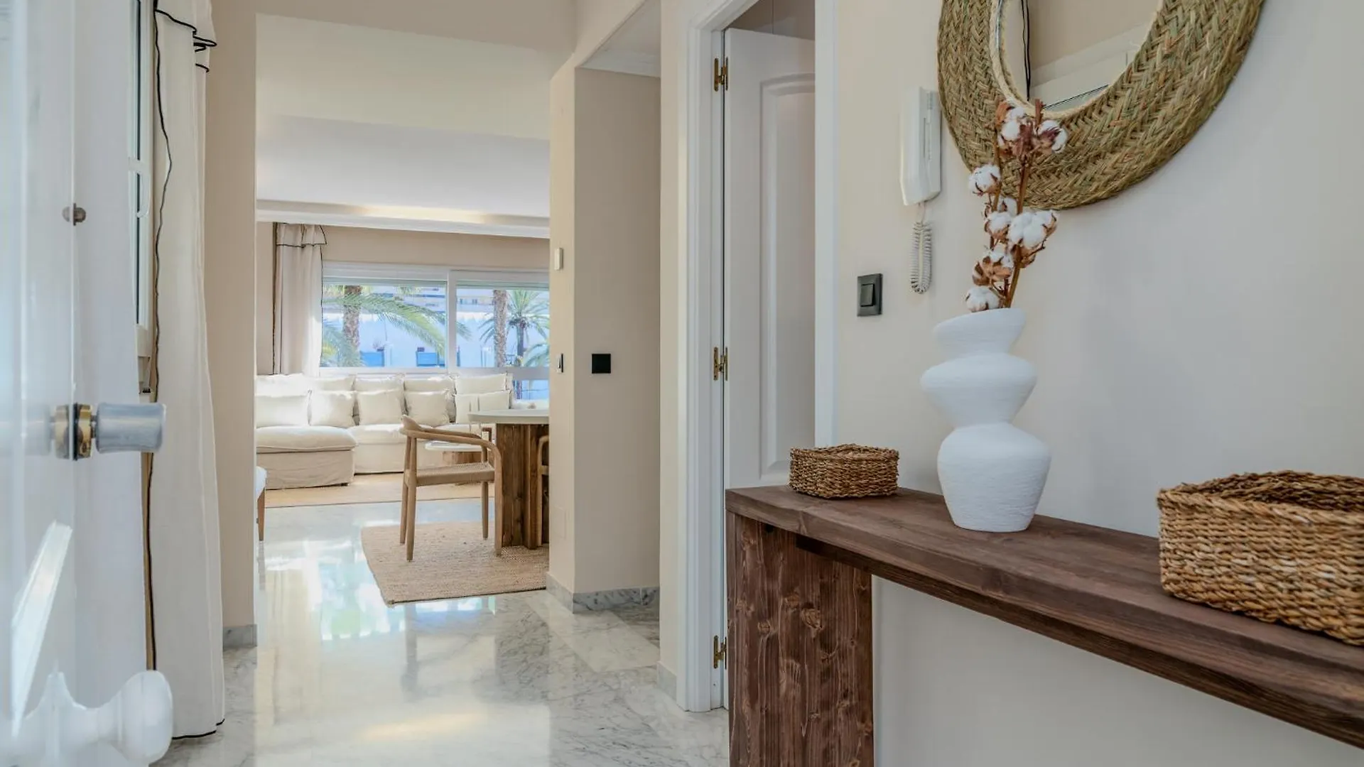 New Renovated Front Line Beach Playa Rocio Puerto Banus Marbella Apartment