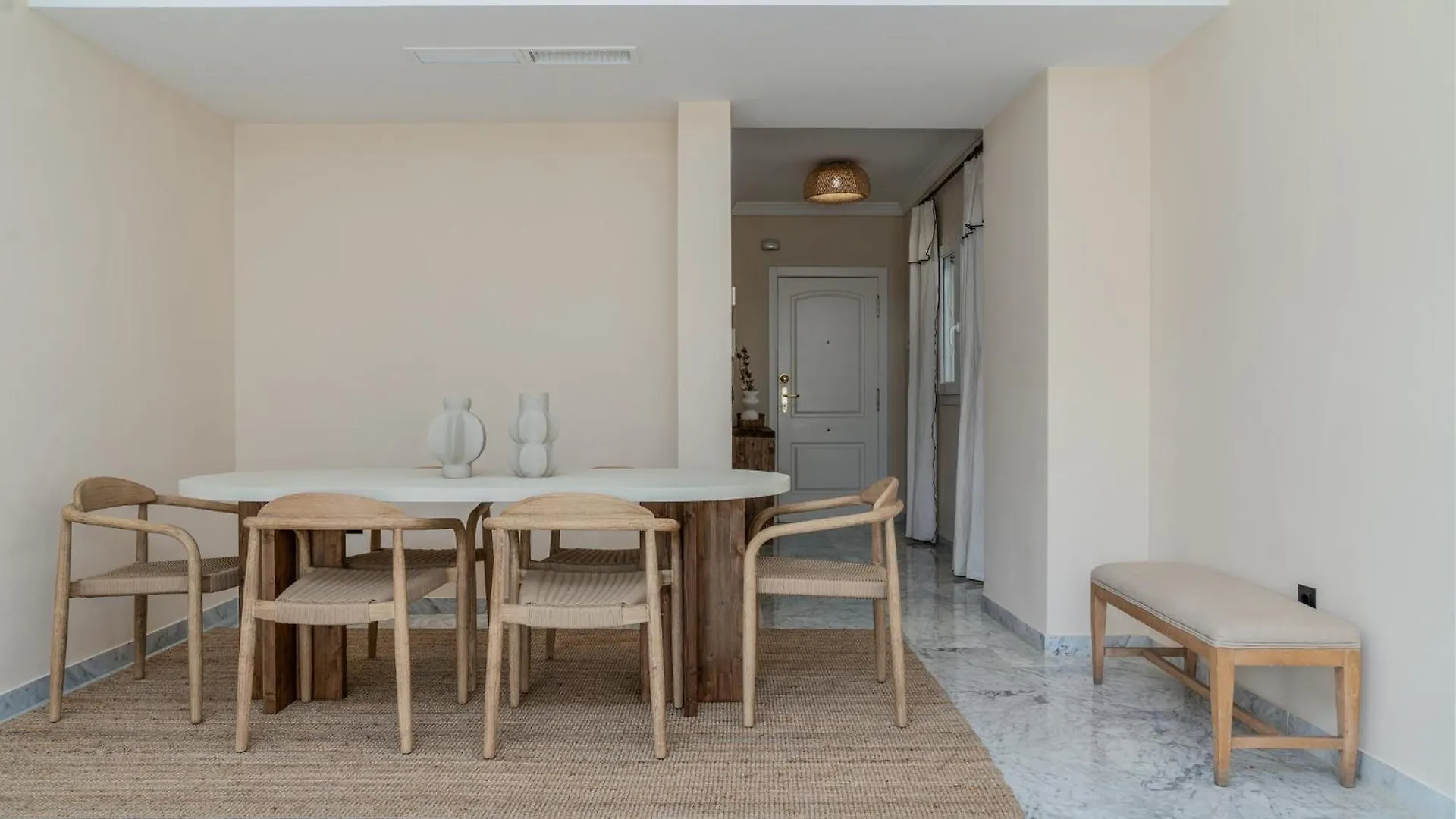 Apartment New Renovated Front Line Beach Playa Rocio Puerto Banus Marbella